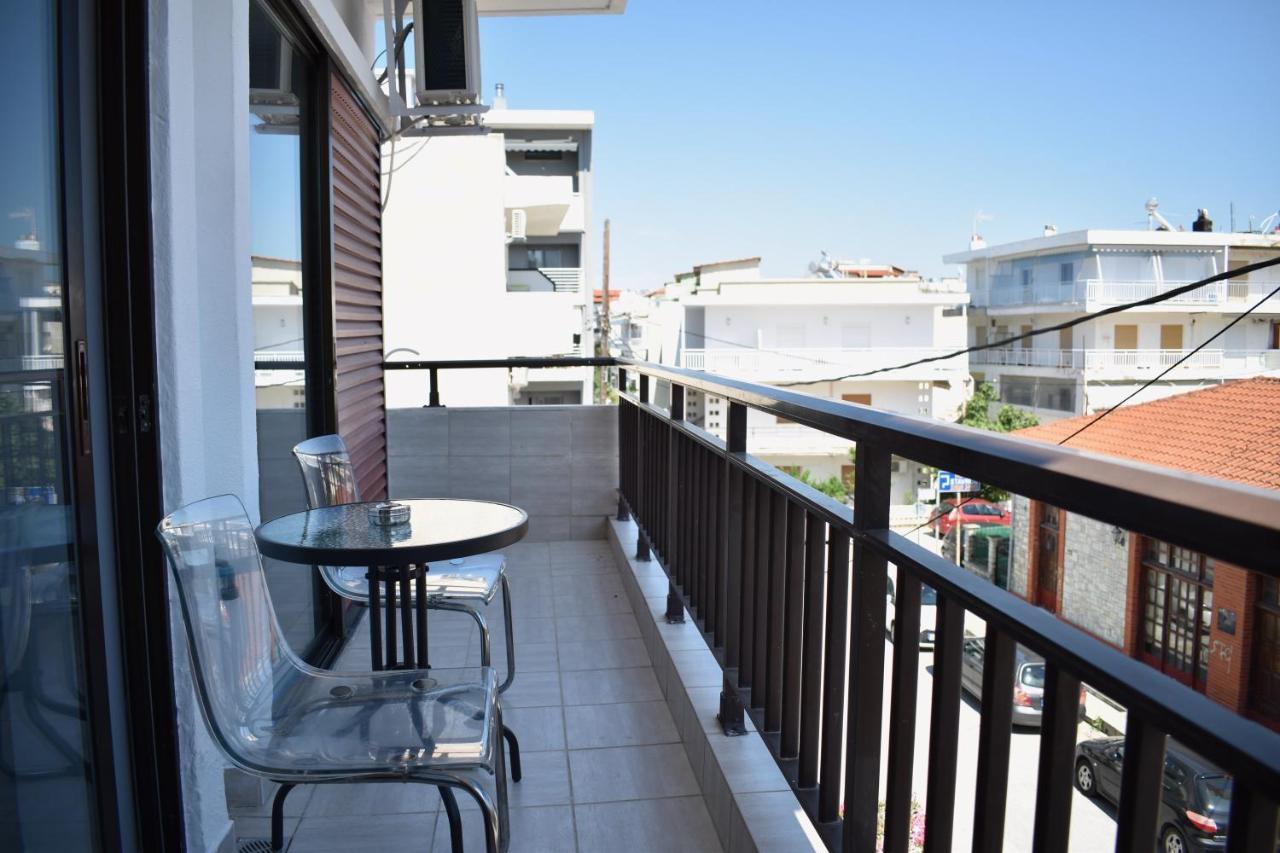 Alkyon Perea Apartments Peraía Esterno foto